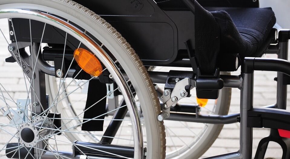 Lightweight Folding Wheelchairs for Travelling as the Mandatory Features