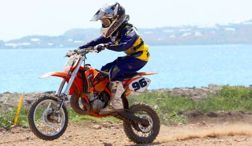 65cc Dirt Bike and 4 Aspects to Consider before Buying the Bike
